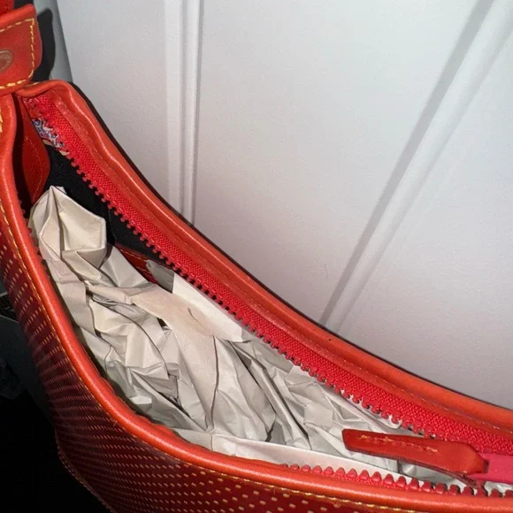 Dooney & Bourke Red Leather Shoulder Bag - Picture 5 of 5